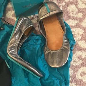 Tieks metallic pewter size 9